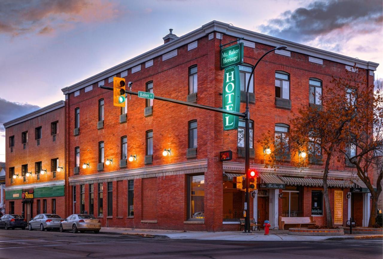 The Baker Hotel Cranbrook Exteriör bild
